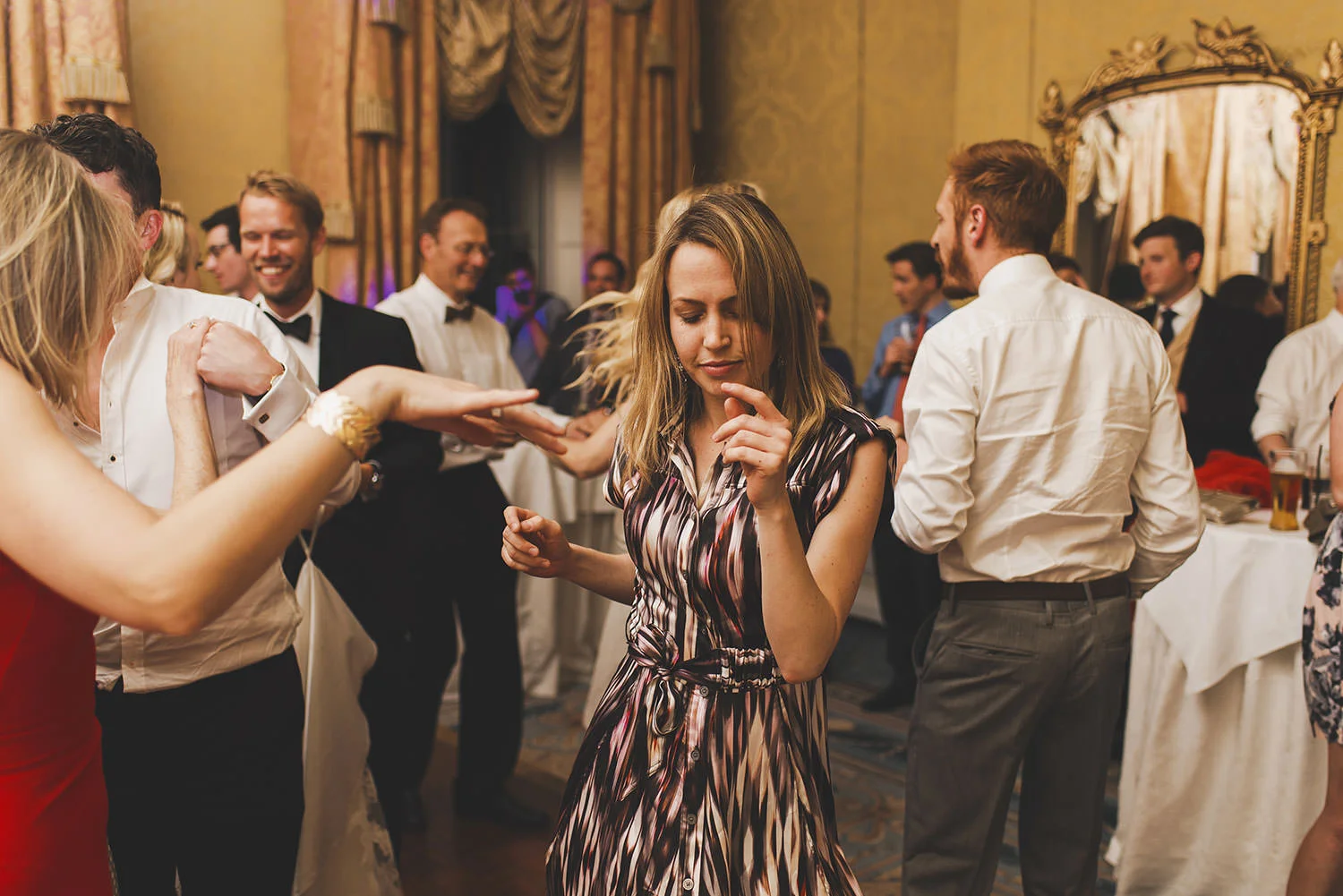 shelbourne-hotel-wedding-photographer-130.jpg