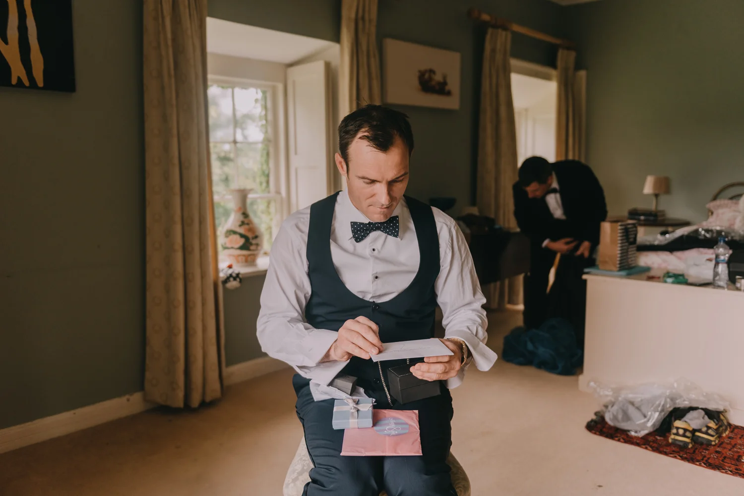 destination-wedding-photographers-castle-durrow-ireland047.jpg