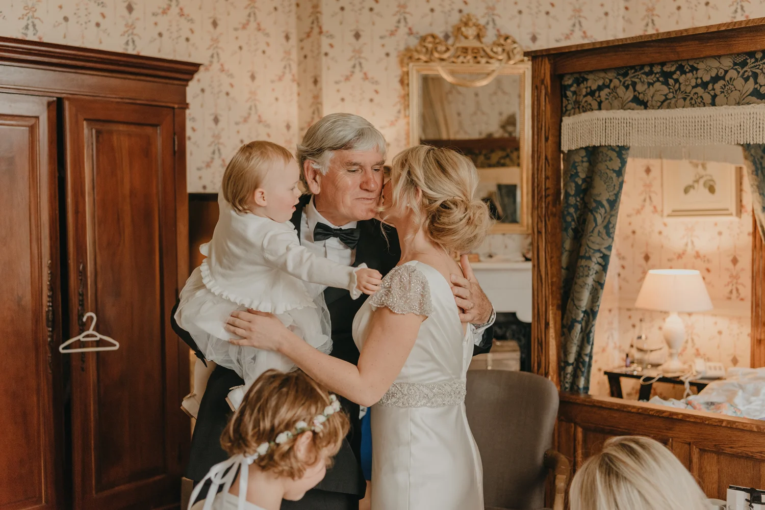 destination-wedding-photographers-castle-durrow-ireland093.jpg
