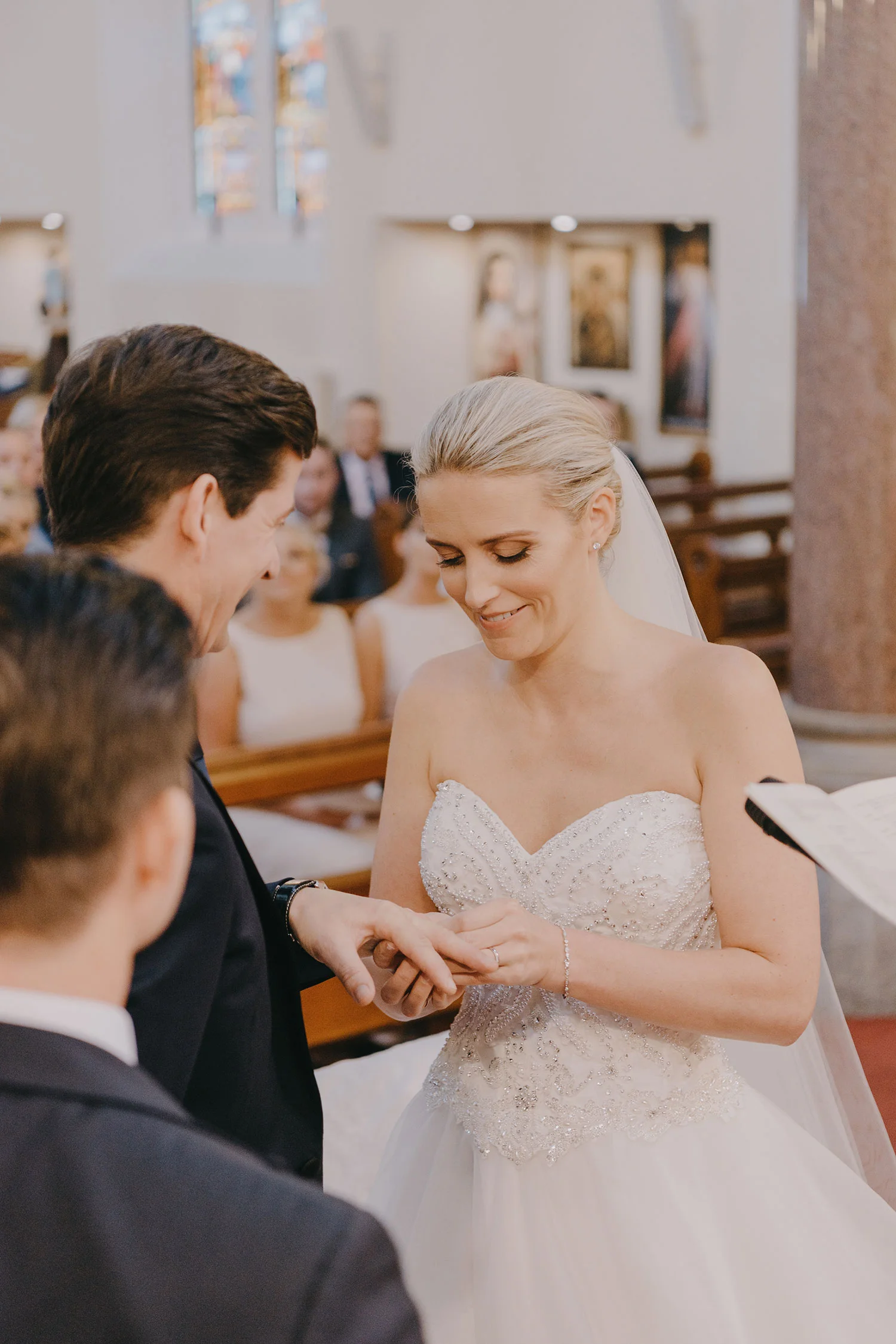 clontarf-castle-wedding-photographer-060.jpg