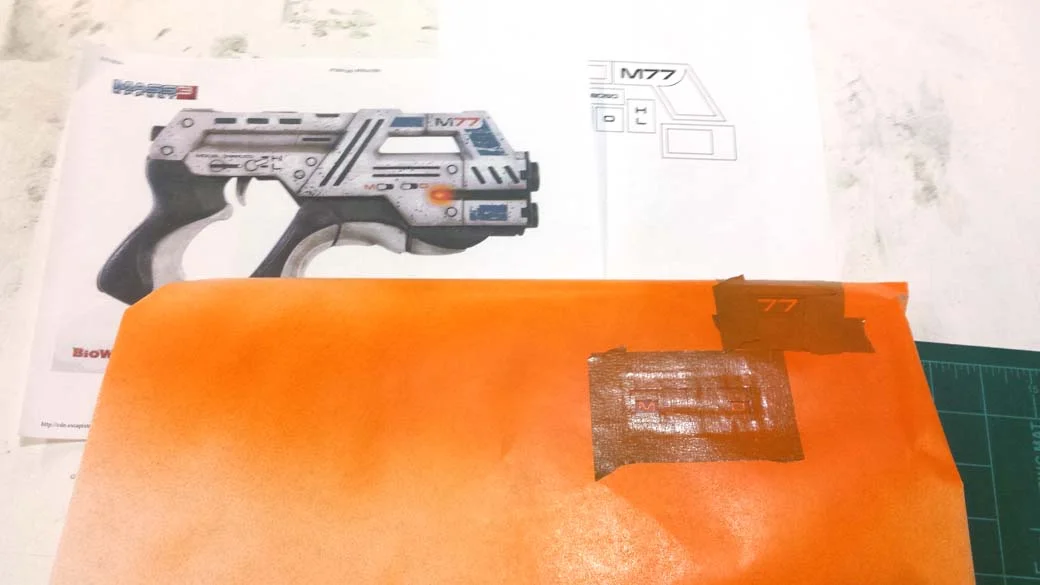 Painting Orange Details of 3D Printed Cosplay Mass Effect Pistol