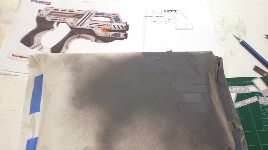 Painting Gray Details of 3D Printed Cosplay Mass Effect Pistol