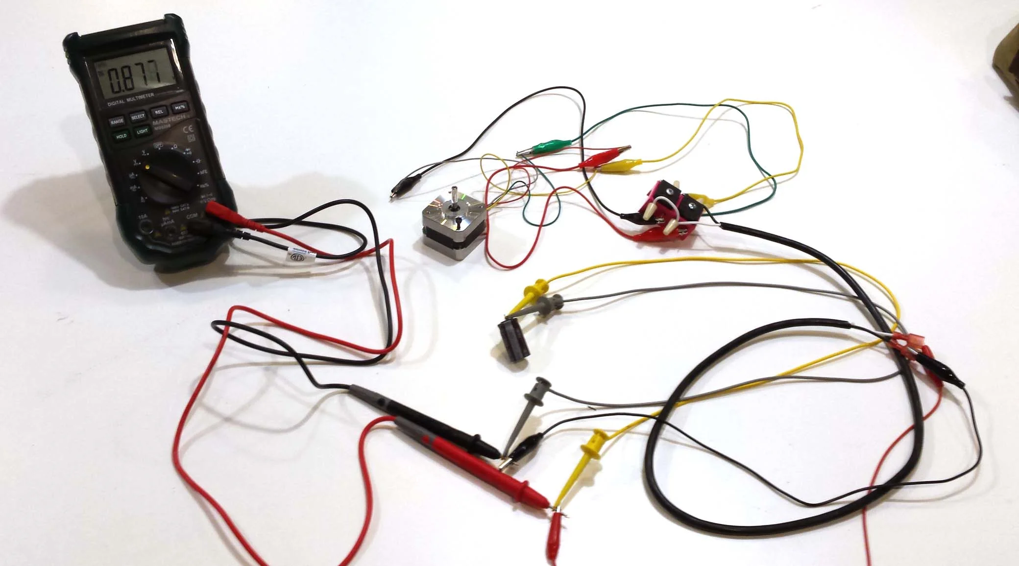 NEMA 17 Stepper Motor Generator Bench test rig. The Best Bench test always look like an disaster 