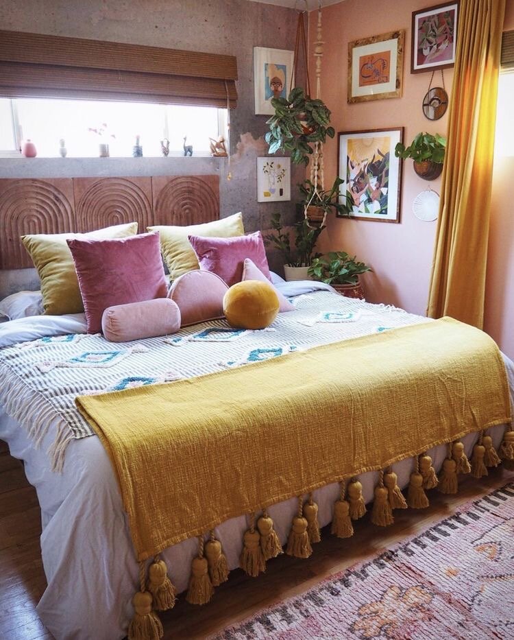 pink room