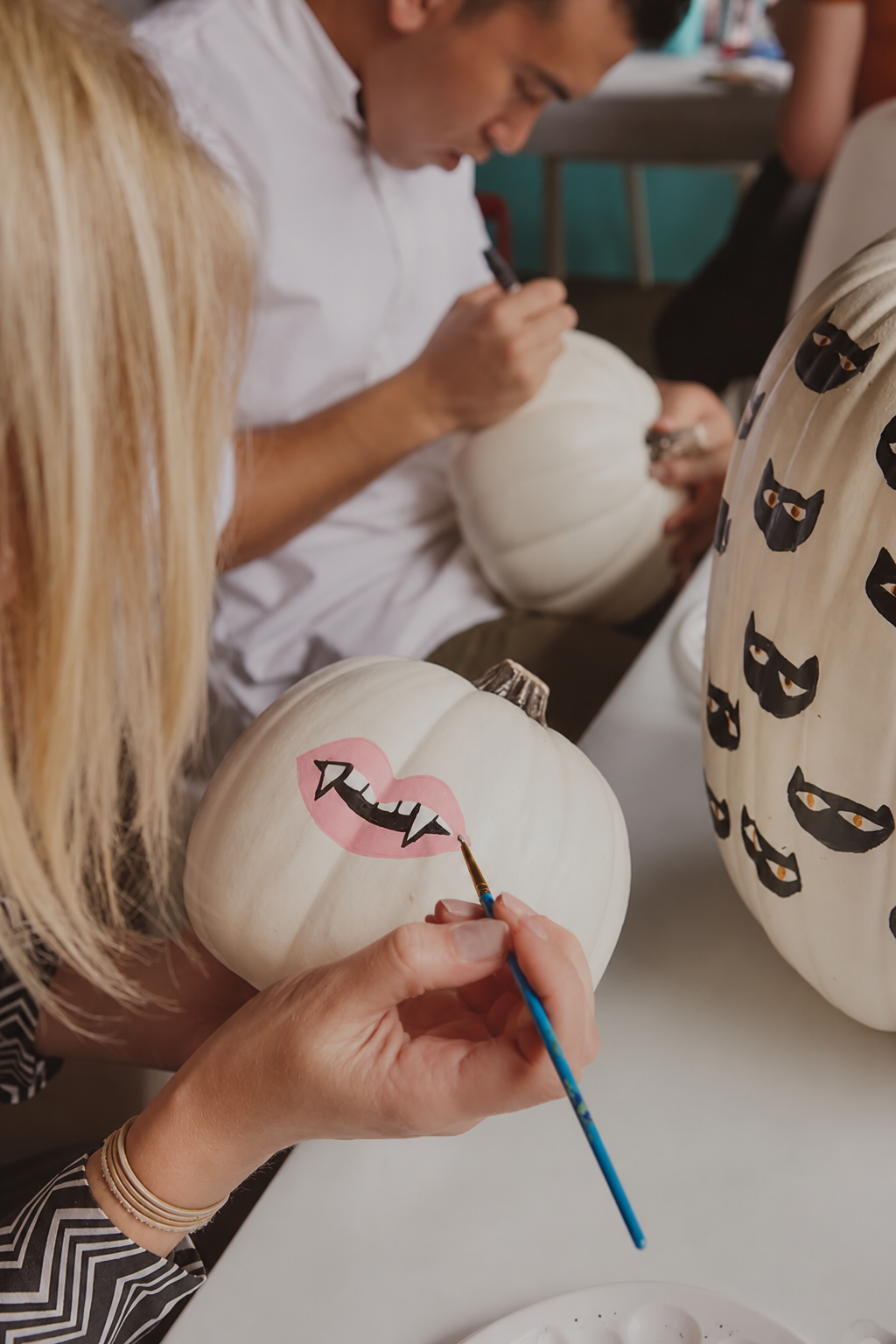 23+ Seriously Chic No Carve Pumpkin Decorating Ideas Sure to Win Any Contest