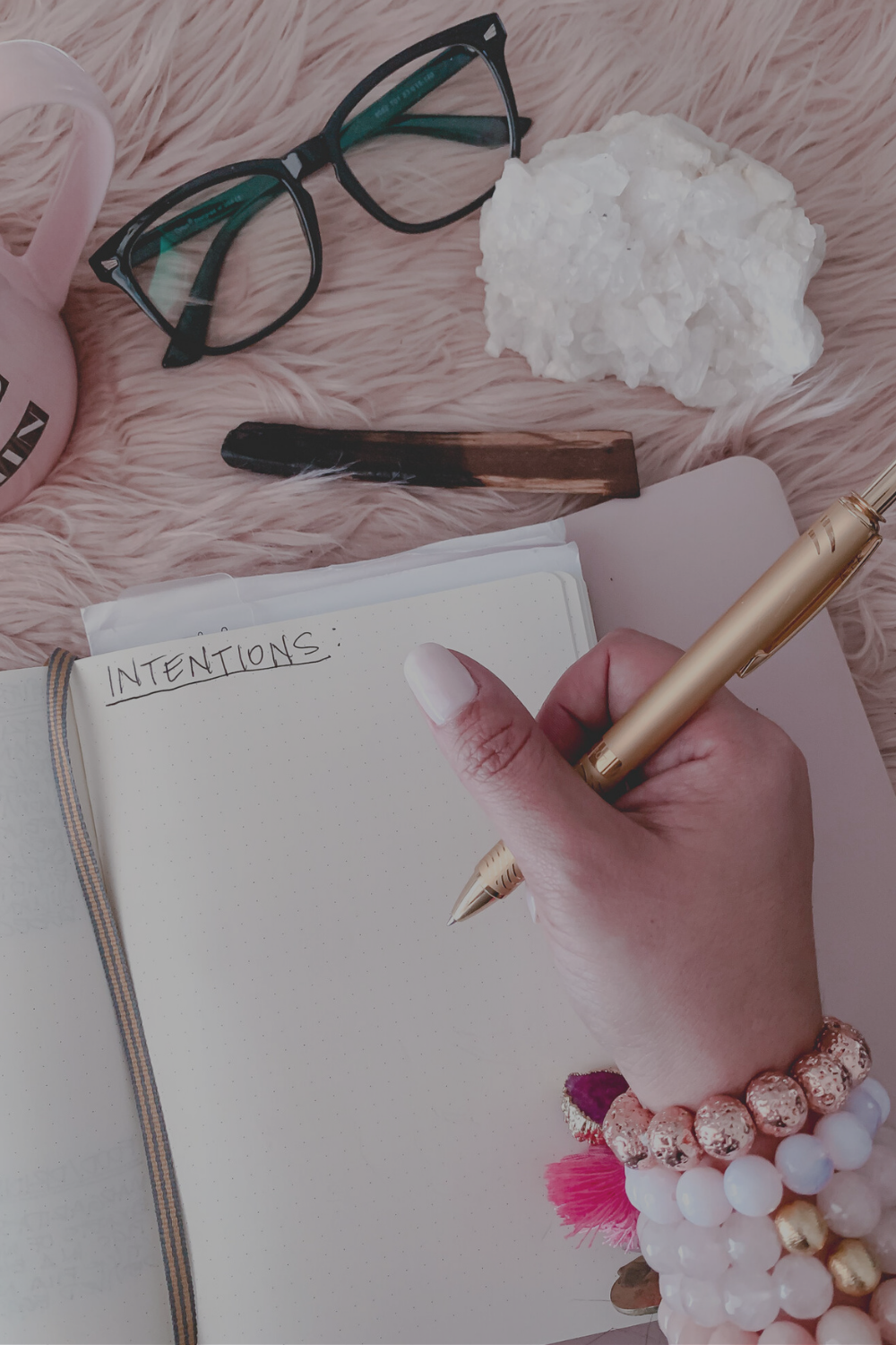The Ultimate Guide to Scripting for Manifestation: Write Your Dream Reality Into Existence