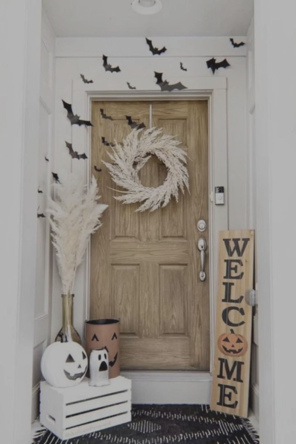 25+ Chic &amp; Spooky Halloween Front Door Decor Ideas You Will Want To Copy In 2026