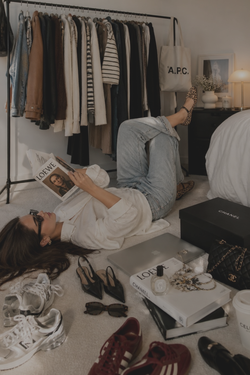 How to Declutter Your Life This Summer: The Lazy Girl's Guide to a Soft &amp; Sacred Reset {podcast ep. 387}
