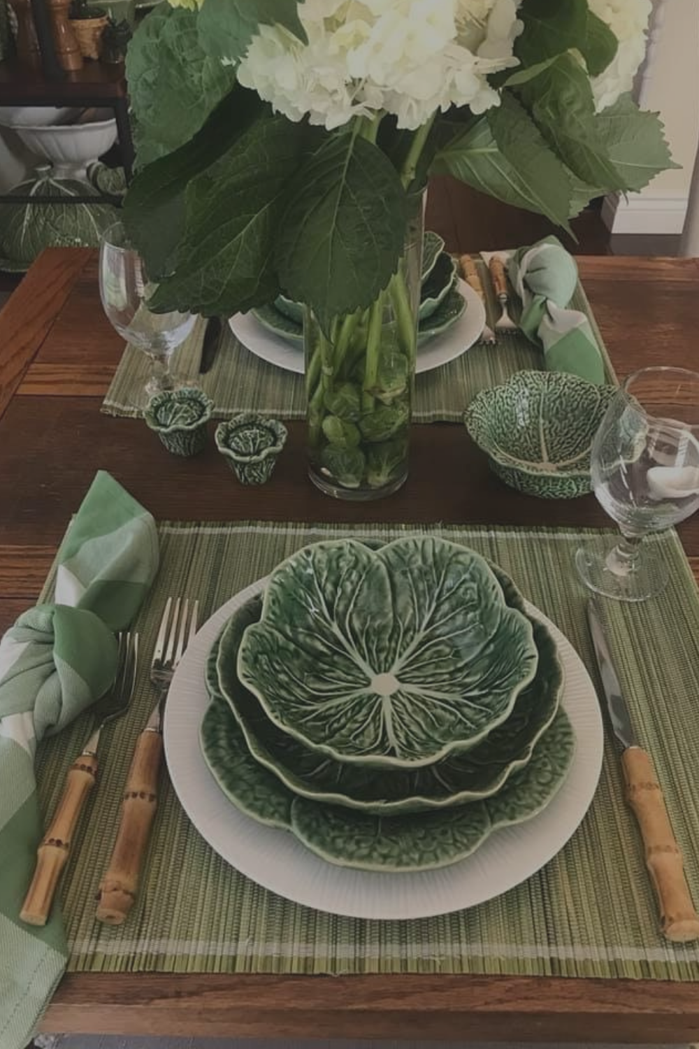 21 Beautiful Ways to Style Cabbage Ware (Plus the History Behind These Iconic Plates)