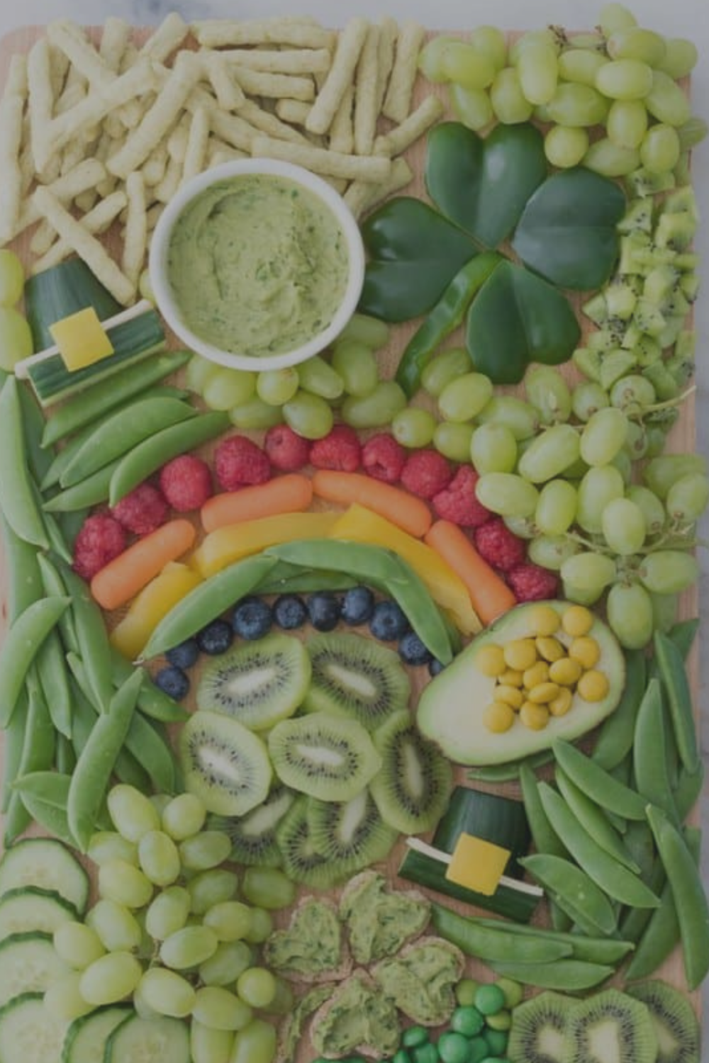 25 Saint Patrick’s Day Charcuterie Board Ideas That Are Festive, Easy &amp; So Chic