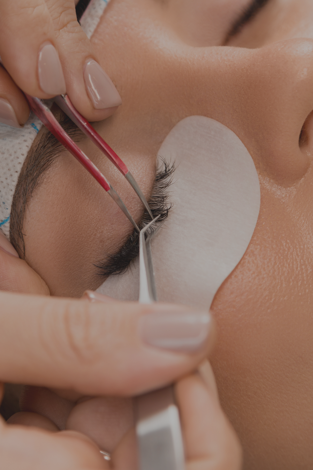 Everything you need to know about lash extensions