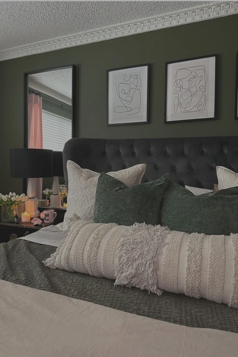 20+ Dreamy Green Bedroom Ideas That Feel Calm, Moody &amp; Luxe (Plus What Feng Shui Says About Green)