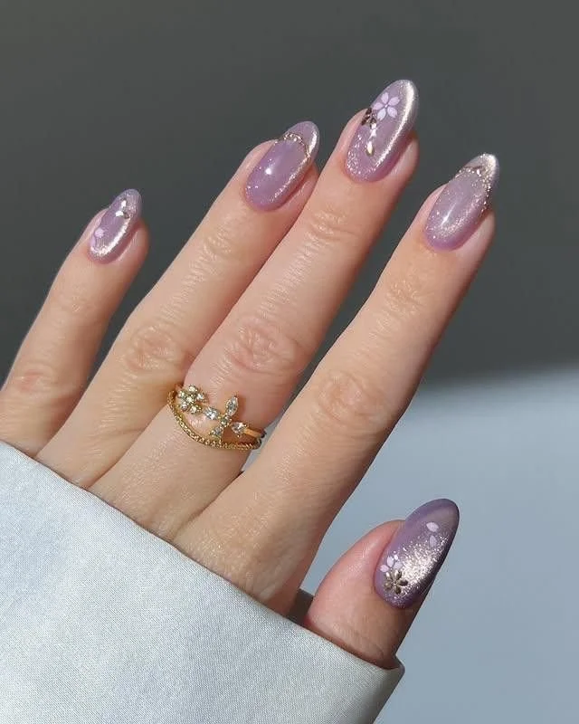 lavender floral cat eye nails