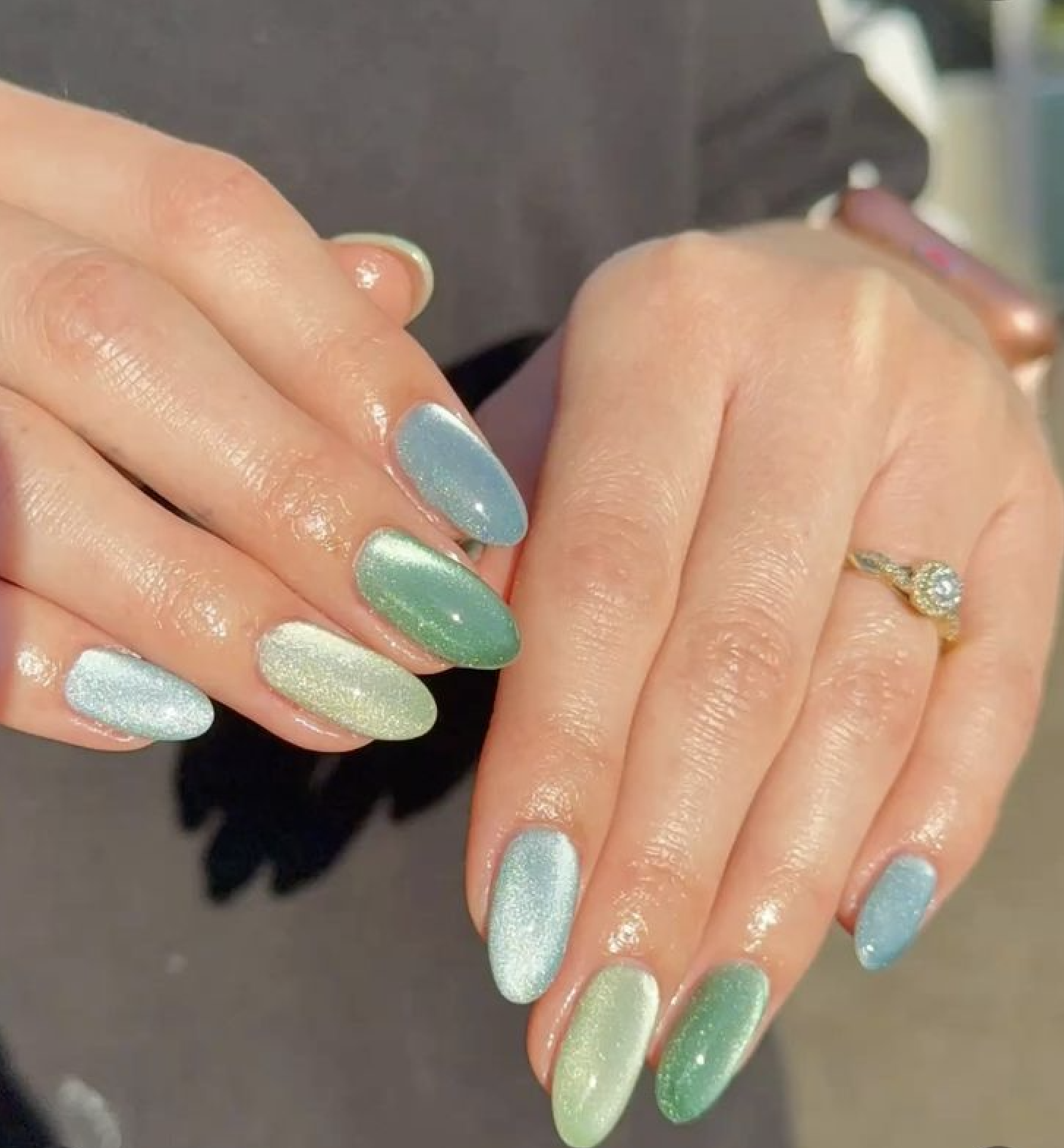 ombre blue cat eye nails