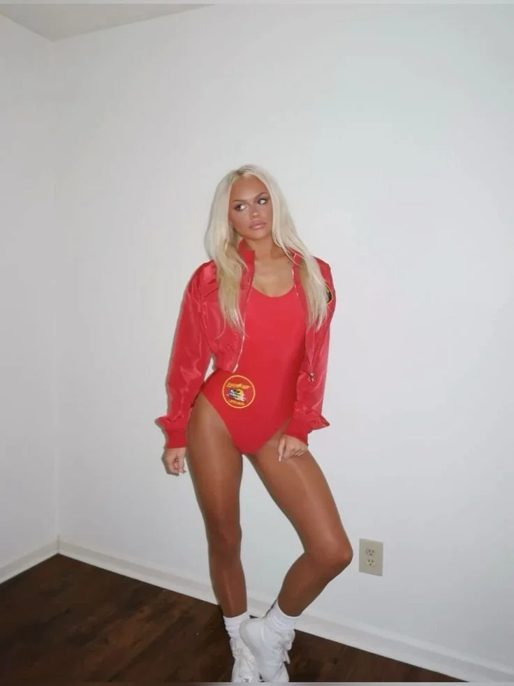 hot baywatch lifeguard halloween costume female idea 2026