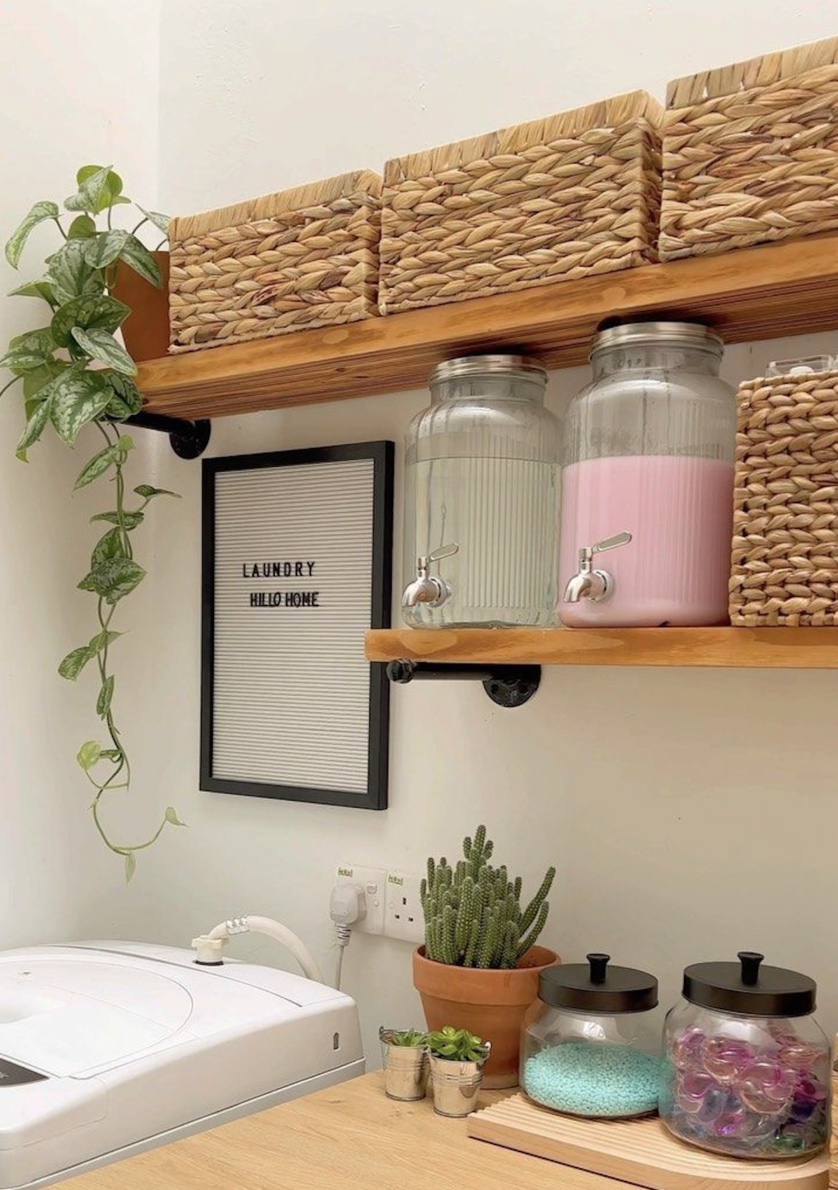 organized laundry room decor ideas