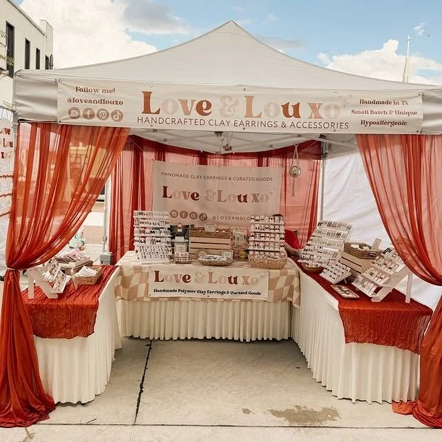 Jewelry vendor booth setup