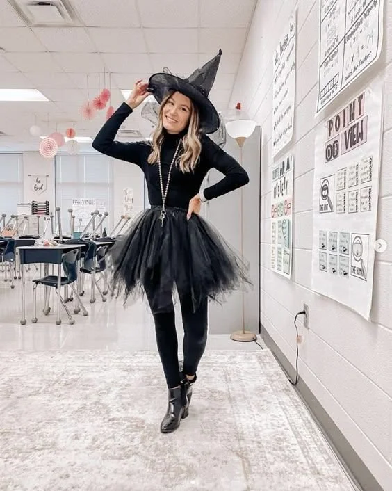 31 Work & School Appropriate Halloween Costumes You Can DIY Last Minute