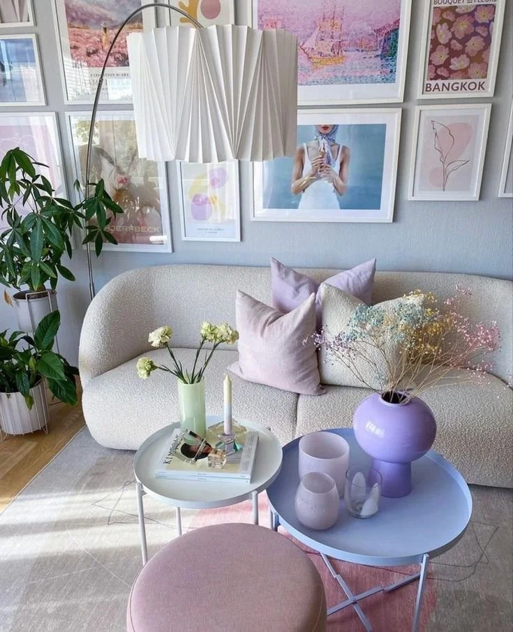 25+ Feminine & Vibrant Colorful Living Room Decorating Ideas that will ...