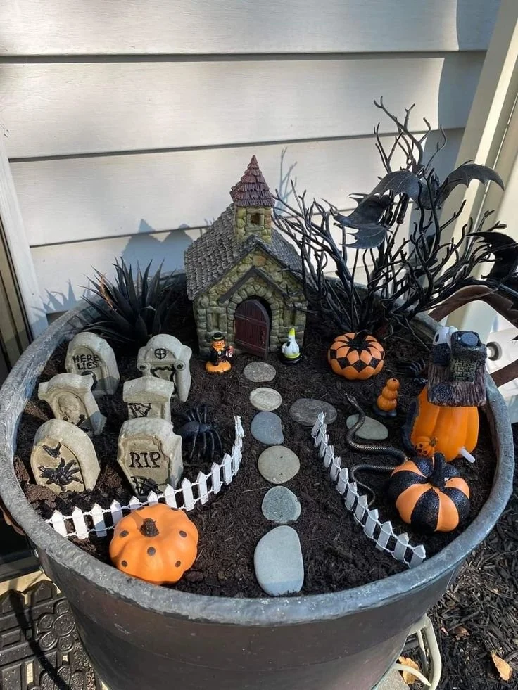 Halloween planter
