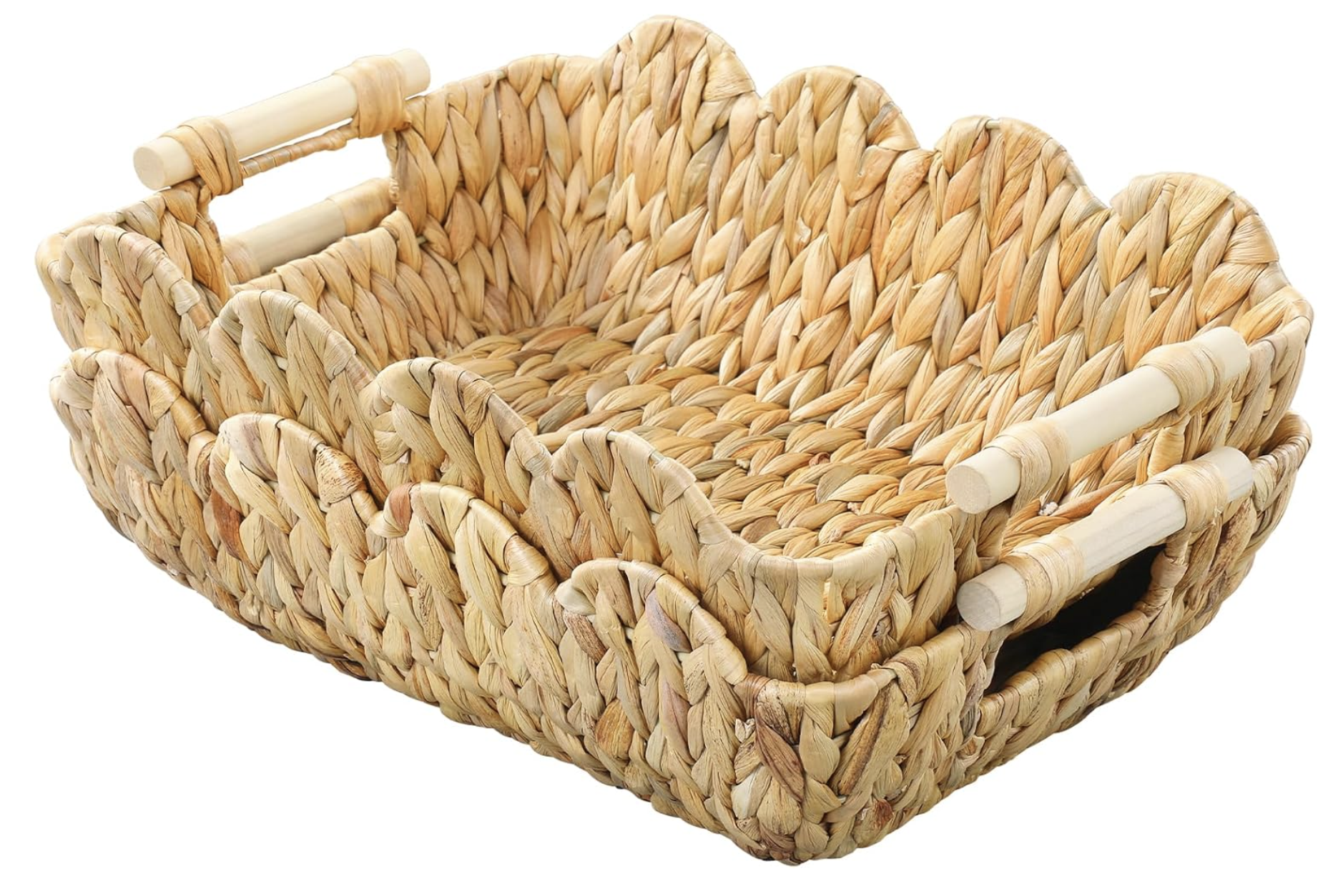 scalloped wicker baskets