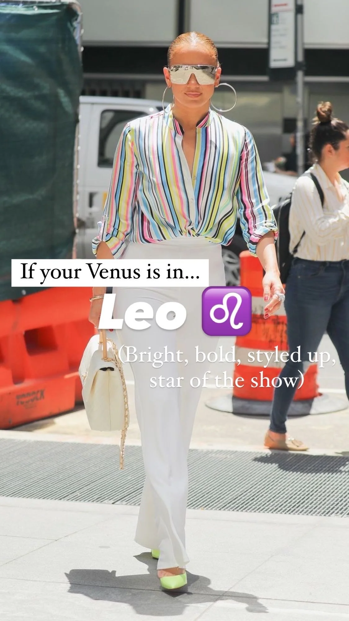 venus in leo style