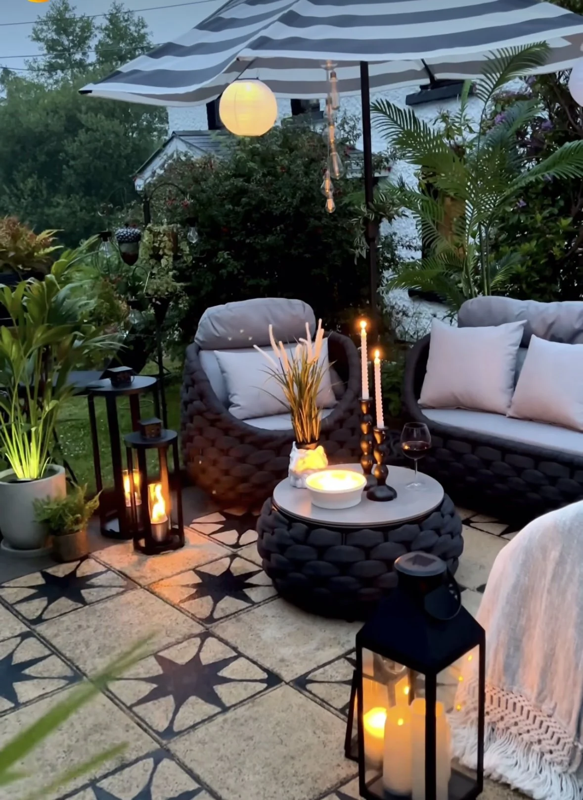 50+ Beautiful Backyard Decor Ideas That Instantly Elevate Your Outdoor Space (Cozy, Chic & On Any Budget)