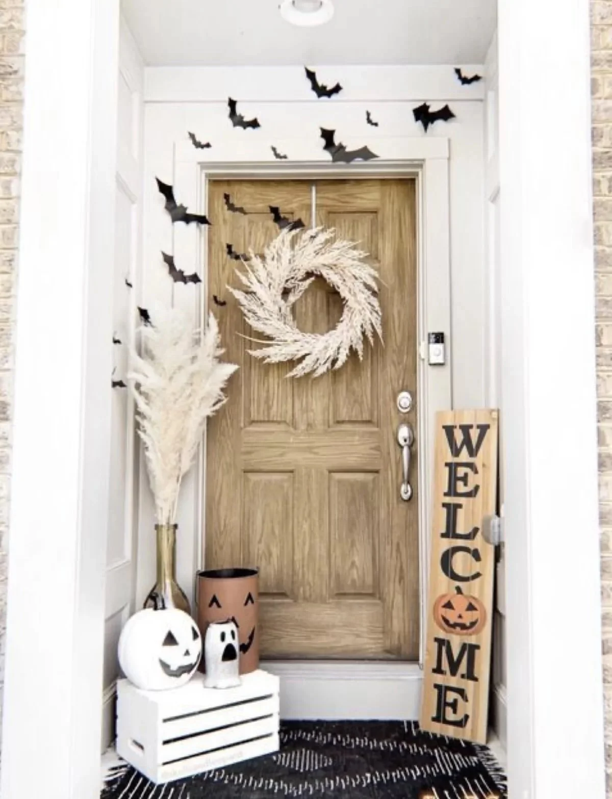 15 CHIC Halloween Front Door Decor Ideas You Will Want To Copy ...