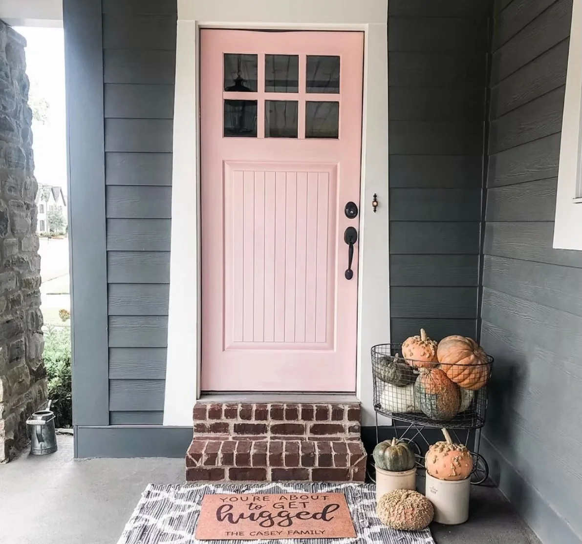 Pink Front 15+ Pink Front Door Ideas That Will Instantly Upgrade Your Home’s Curb ...
