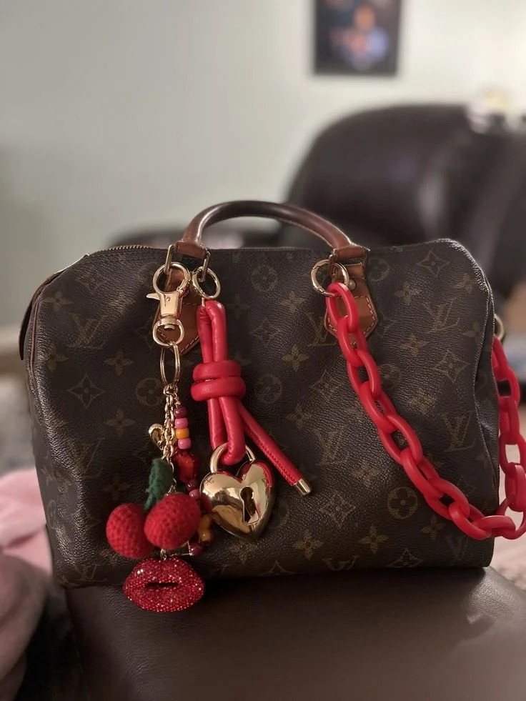 Speedy bag charms look!