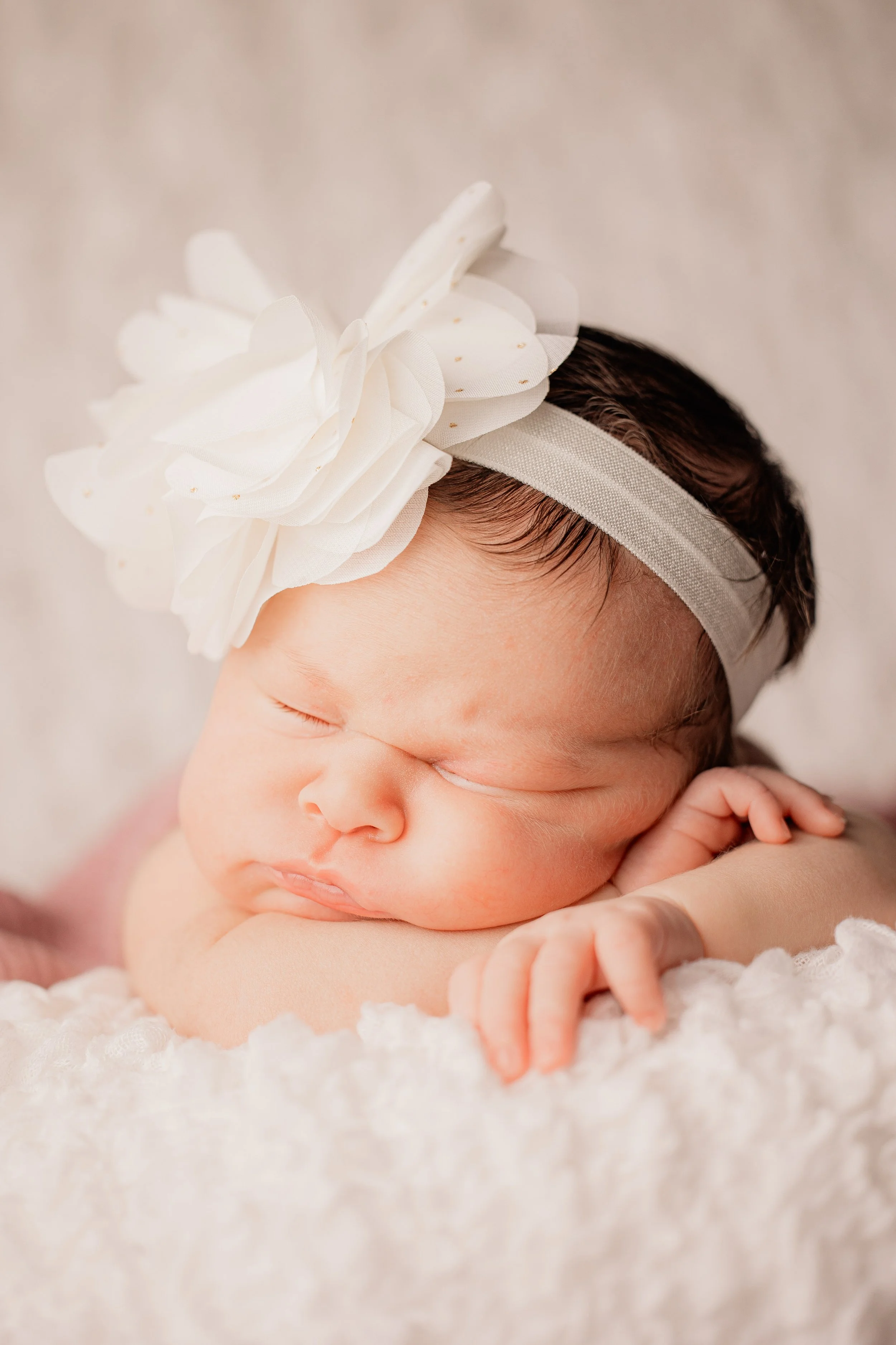 0916-isla-newborn-100.jpg