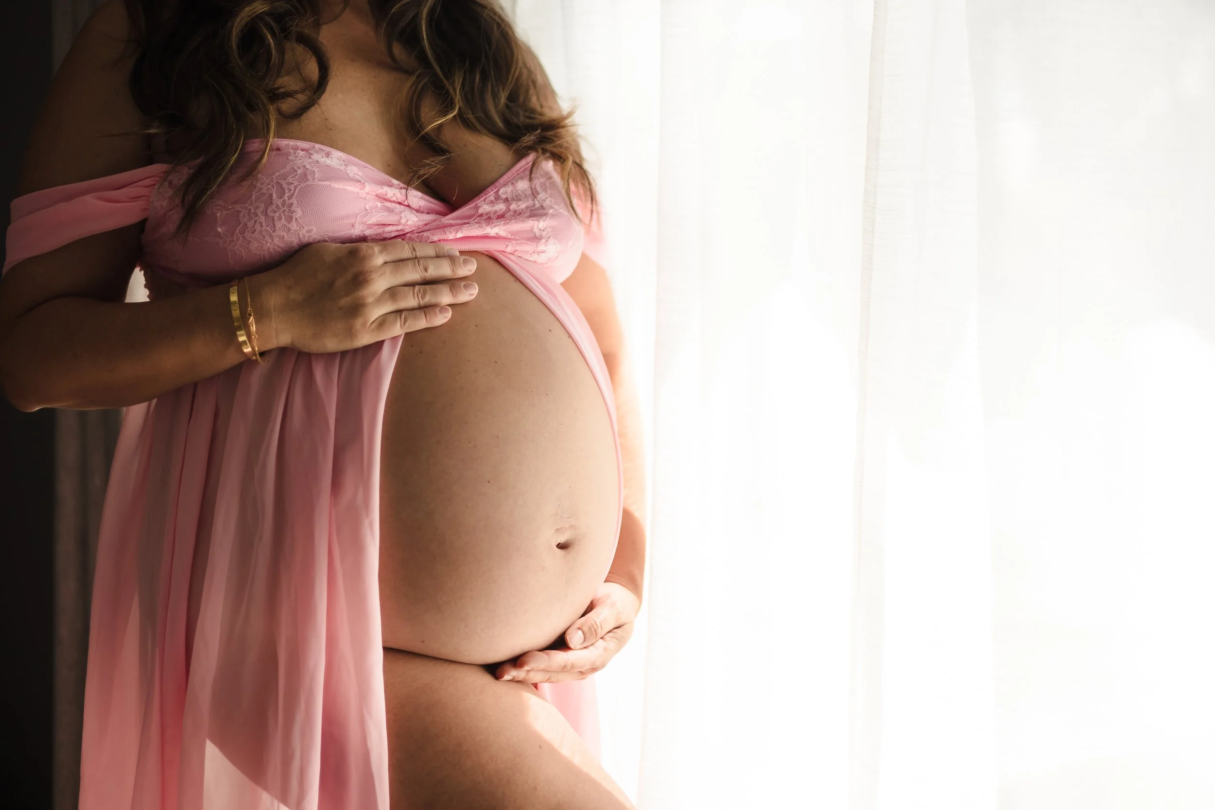 0814-natalie-maternity-bedroom-027.jpg