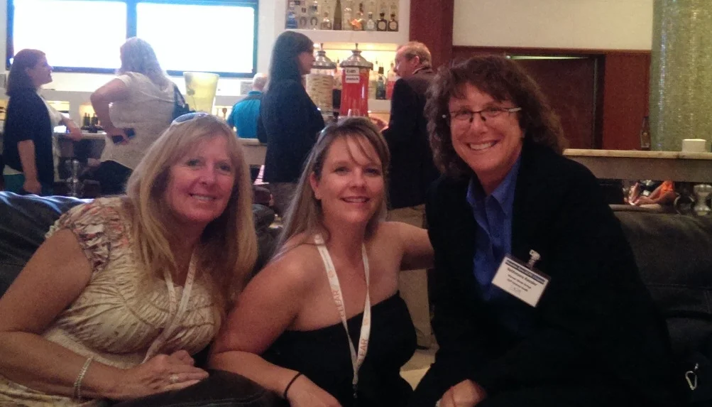 Houston Area Chapter member Toni Sirles, CFE, conference attendee from Calgary Jolie Rattenbury, CFE, and conference speaker Bethmara Kessler, CFE at the Thursday evening networking event.