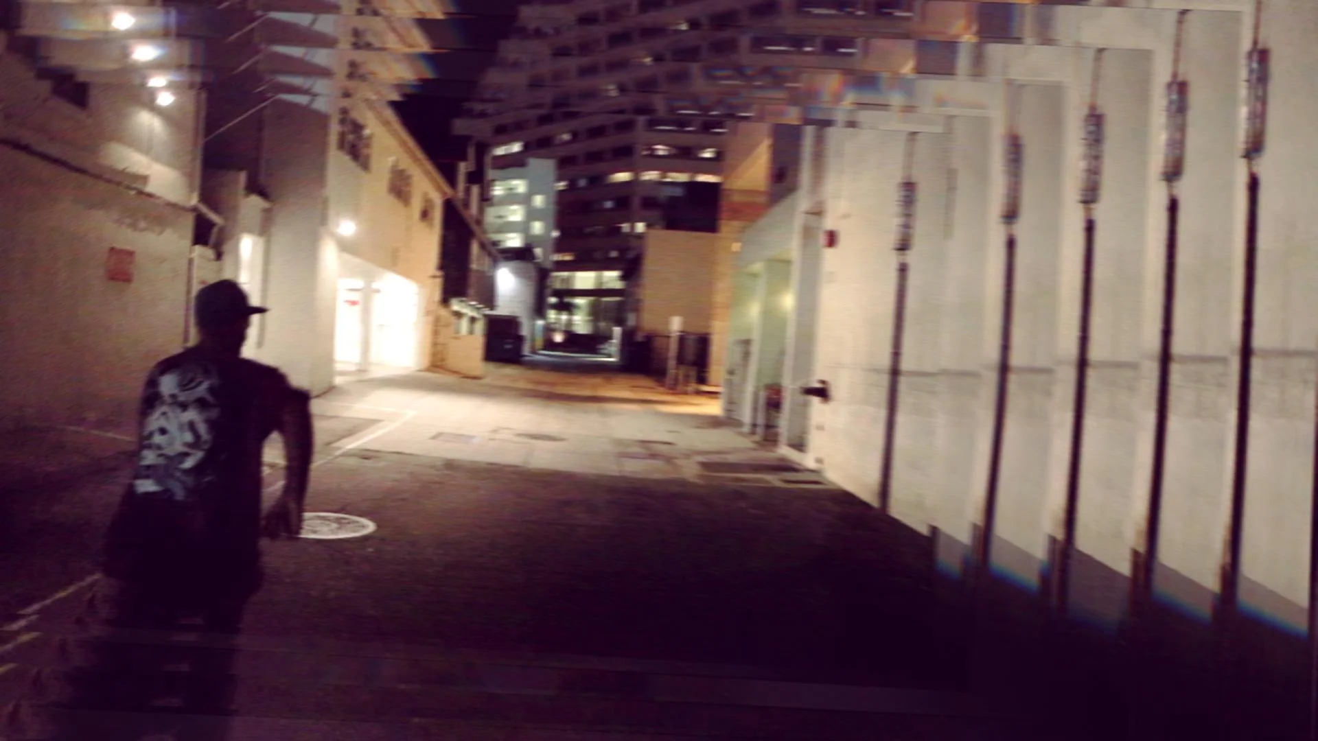 Infinite_Loop_1080_422_HQ.mov_003_o.jpg