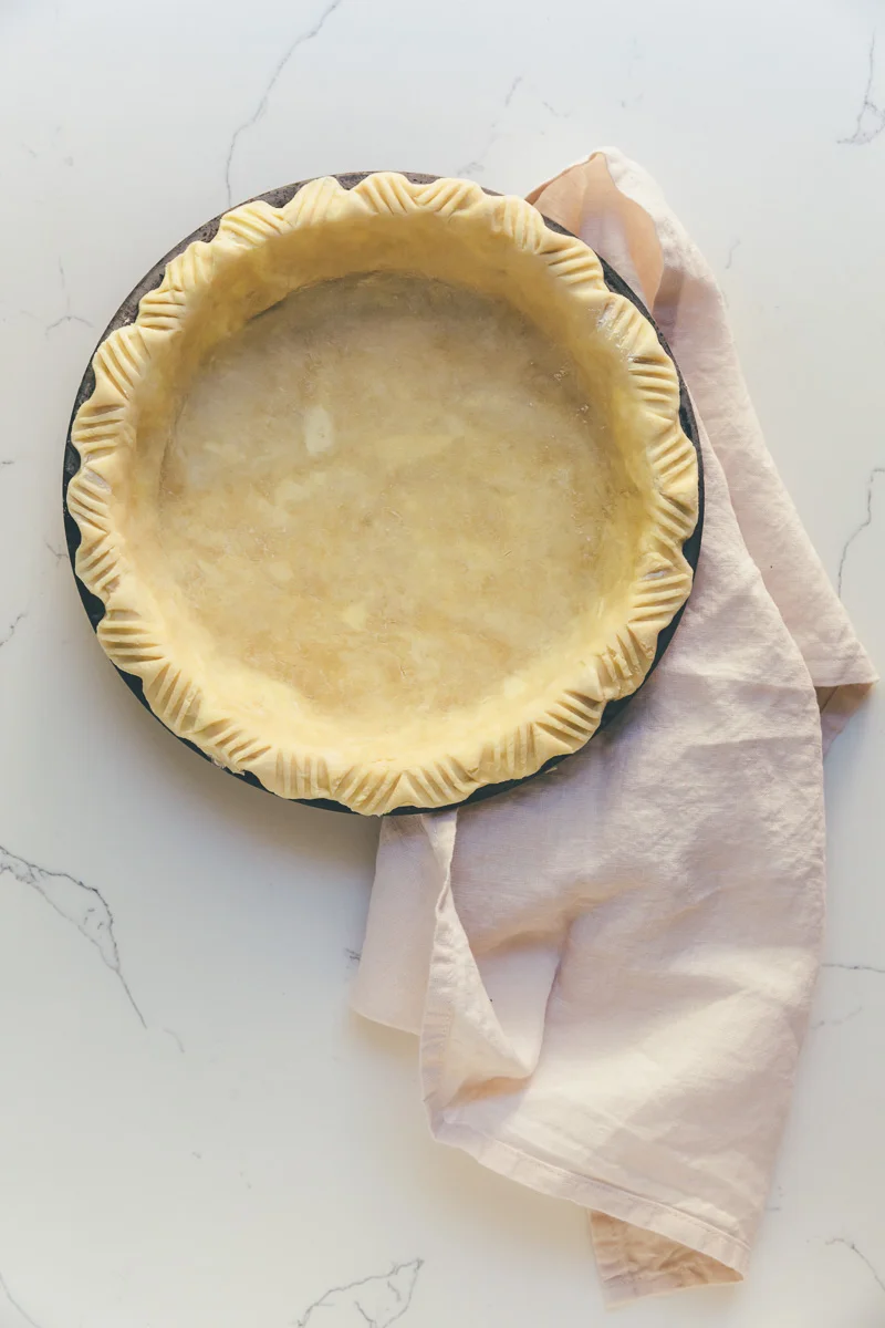 peach-raspberry pie on millys-kitchen.com