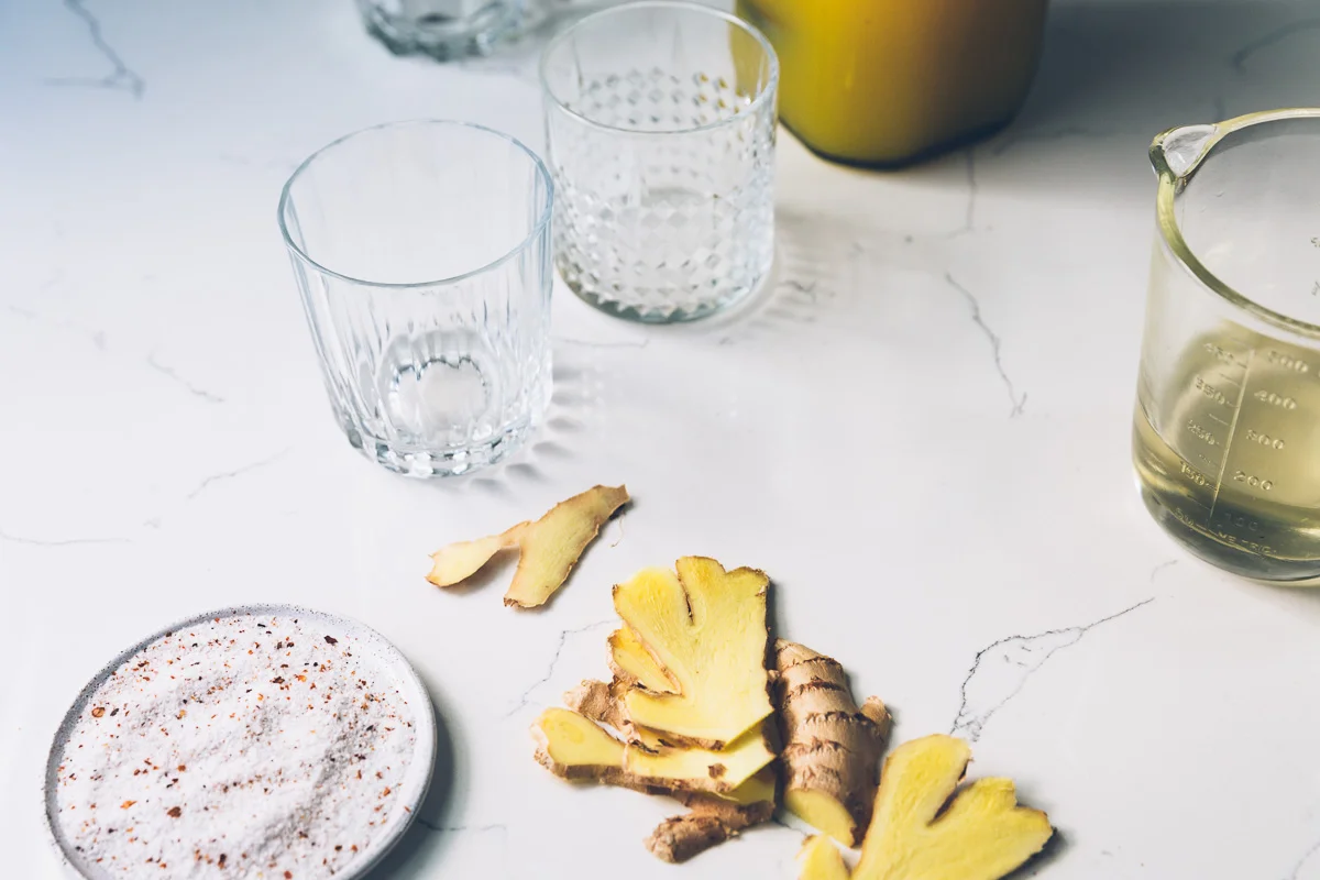 golden watermelon cocktail on millys-kitchen.com