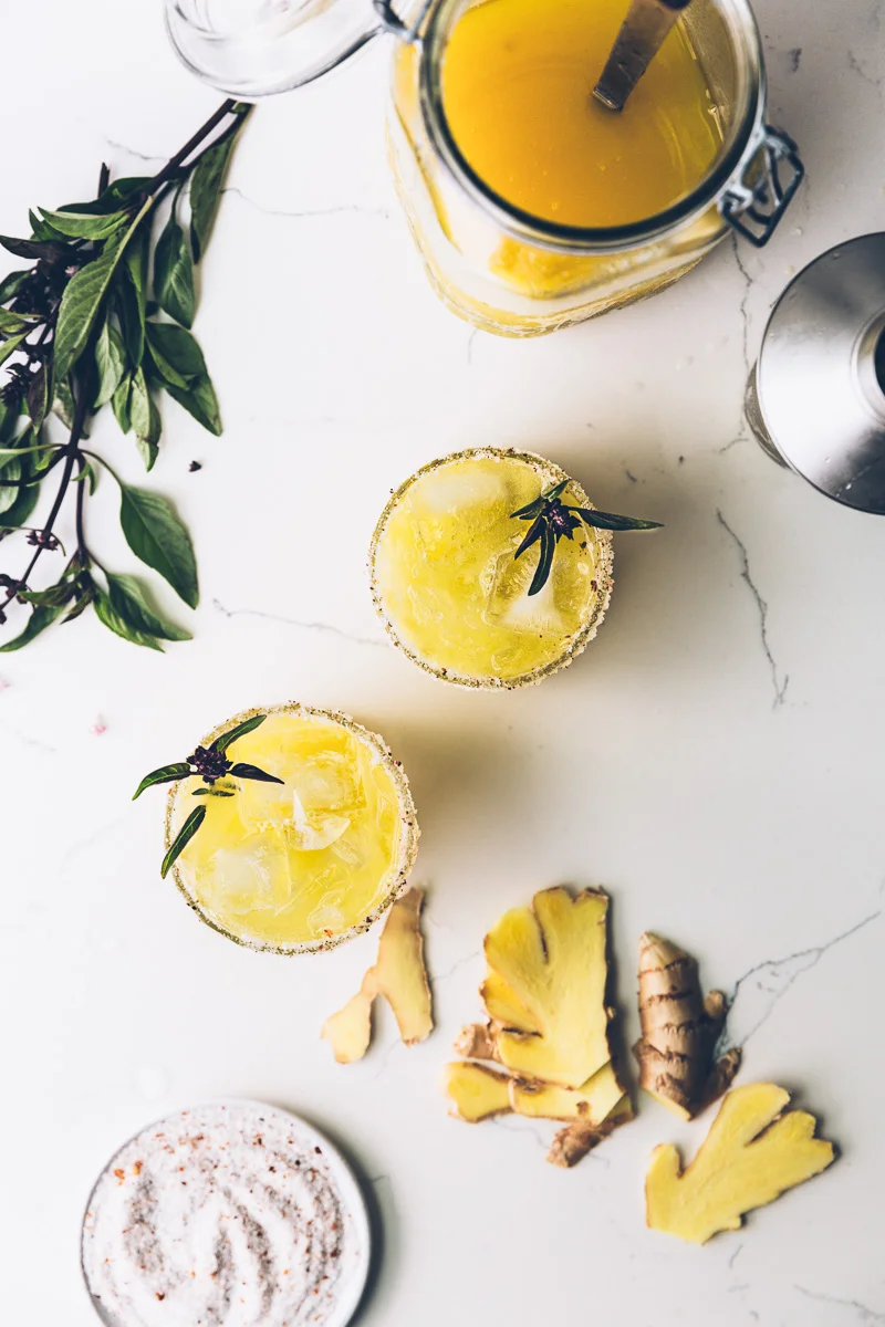 golden watermelon cocktail on millys-kitchen.com