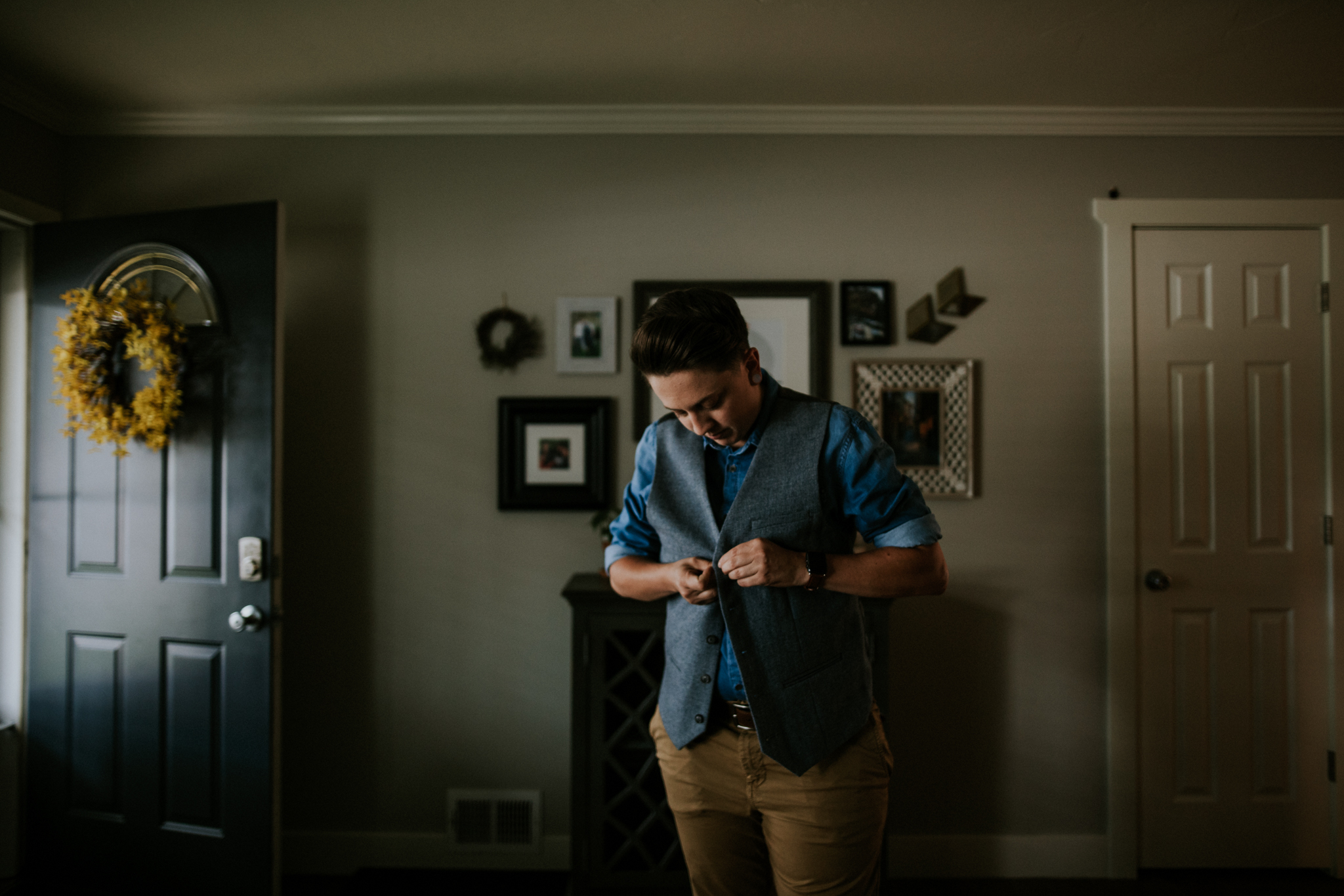 Colorado Intimate Wedding Photographer - Backyard Wedding - Vow of the Wild