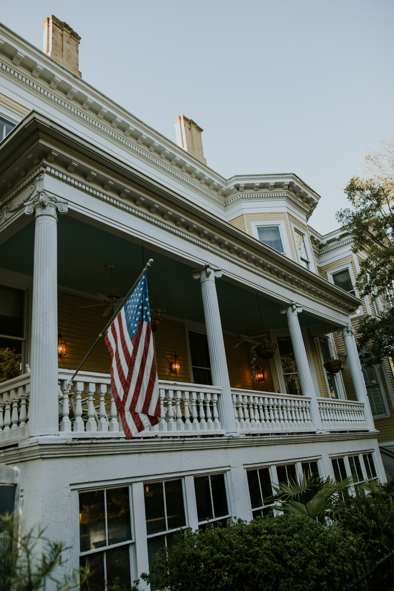 Forsyth Park Inn - Savannah Georgia Travel - Destination Elopement Photographer - Vow of the Wild