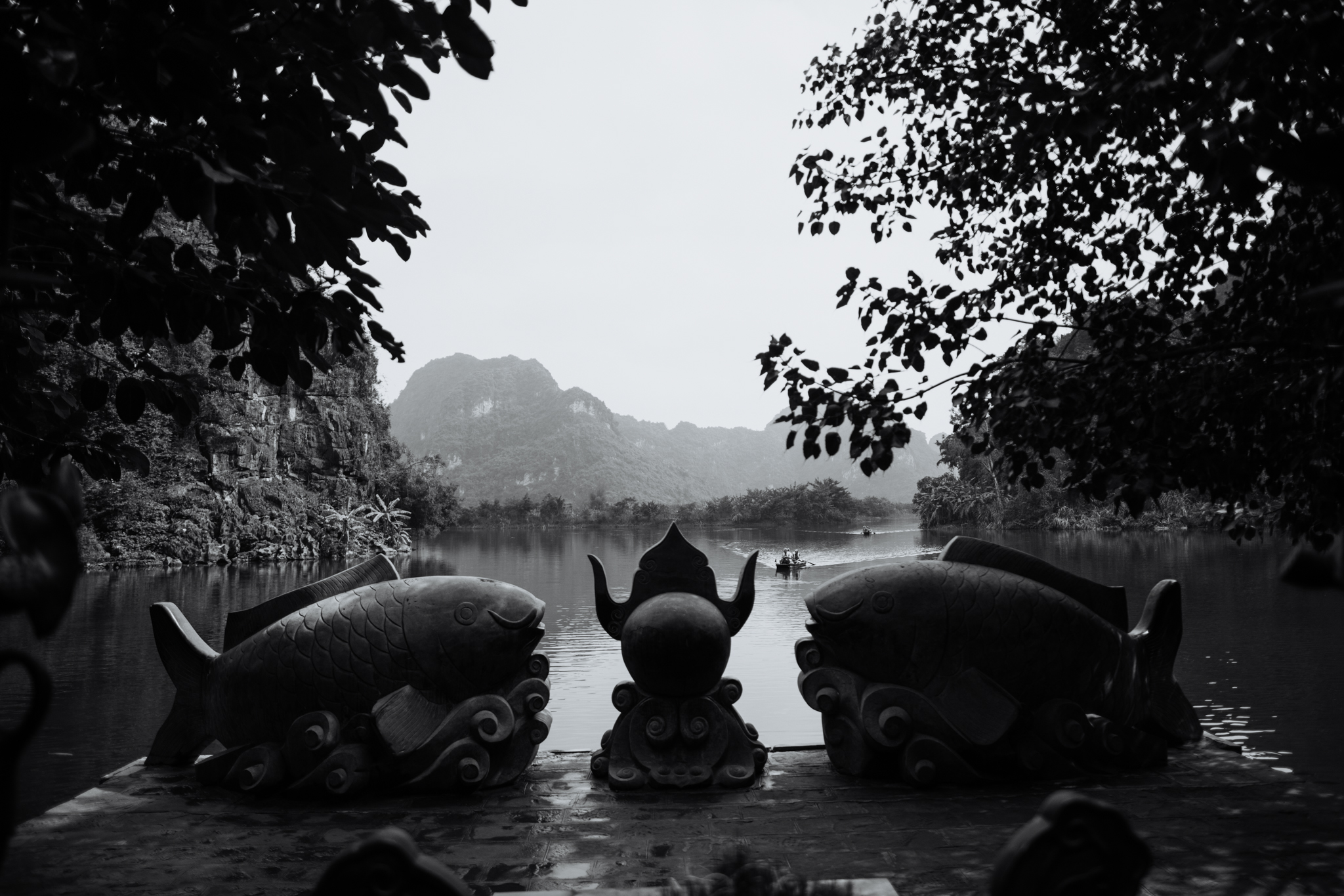 Trang An Grottoes Boat Ride - Ninh Binh Vietnam | Destination Elopement Photographer | Vow of the Wild