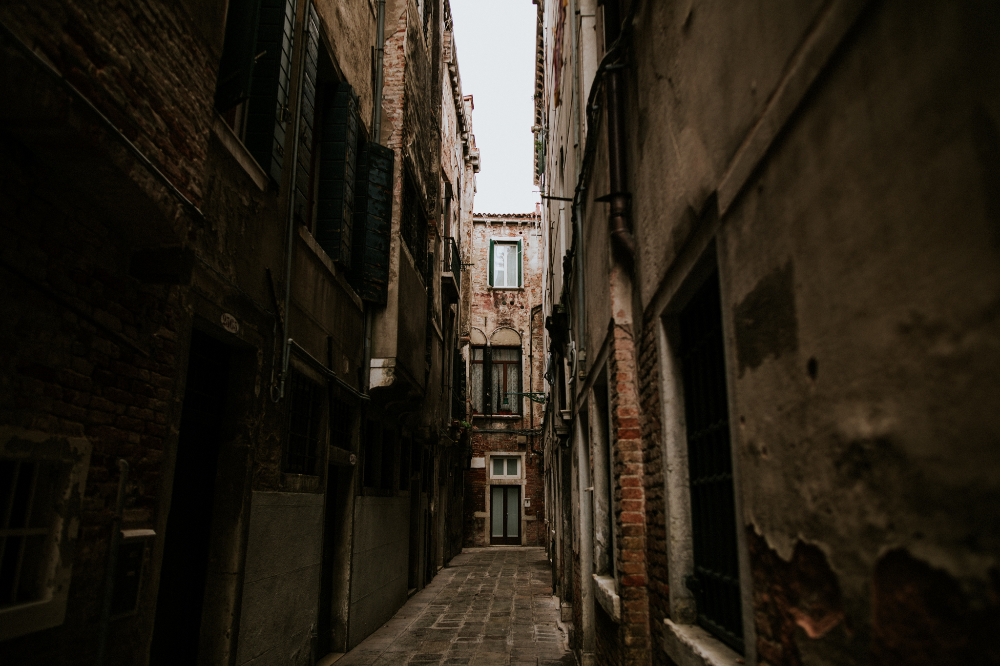 Venice, Italy | Destination Elopement Photographer | Vow of the Wild