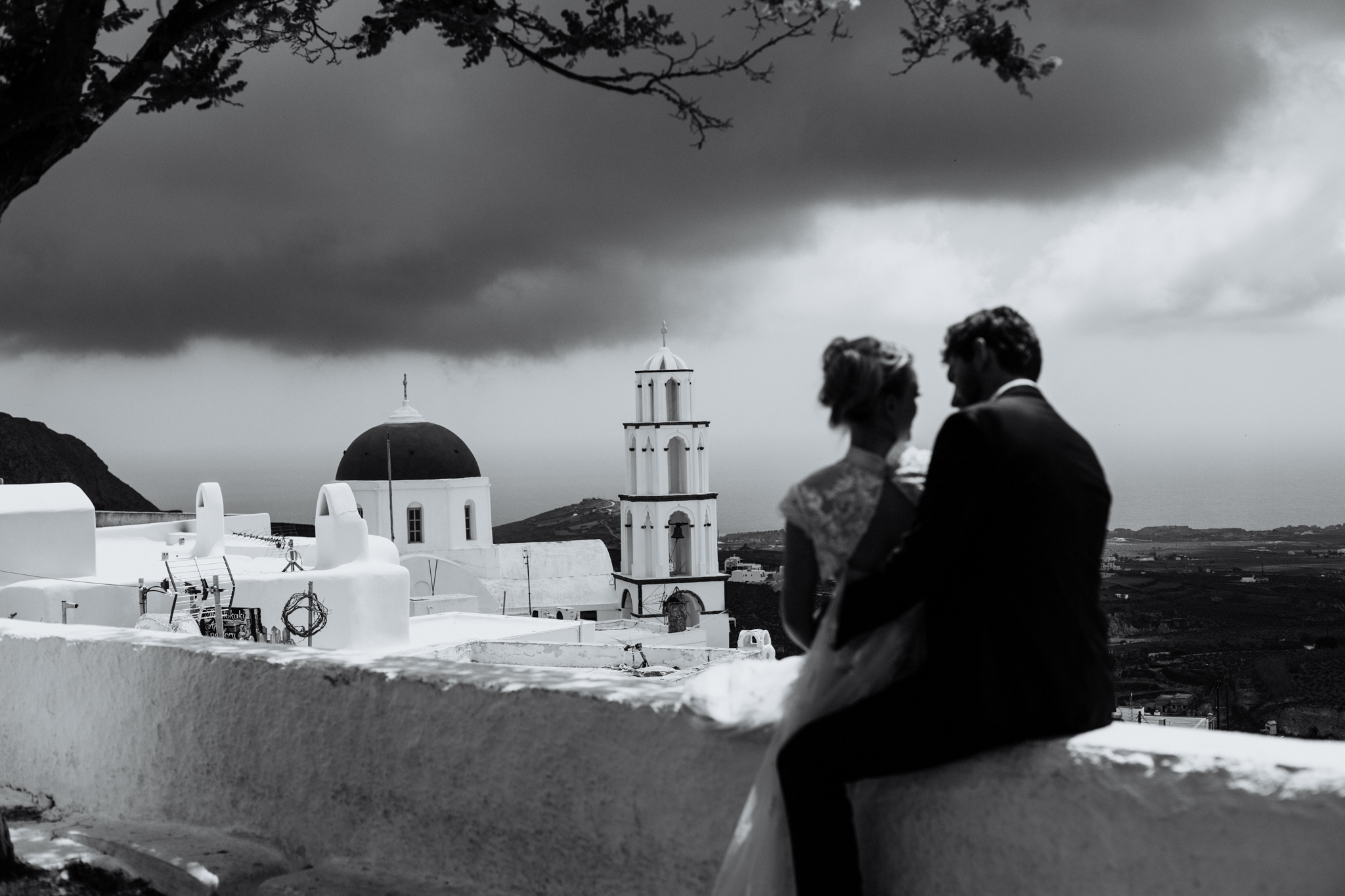 Santorini, Greece Elopement | Colorado Elopement Photographer | Vow of the Wild
