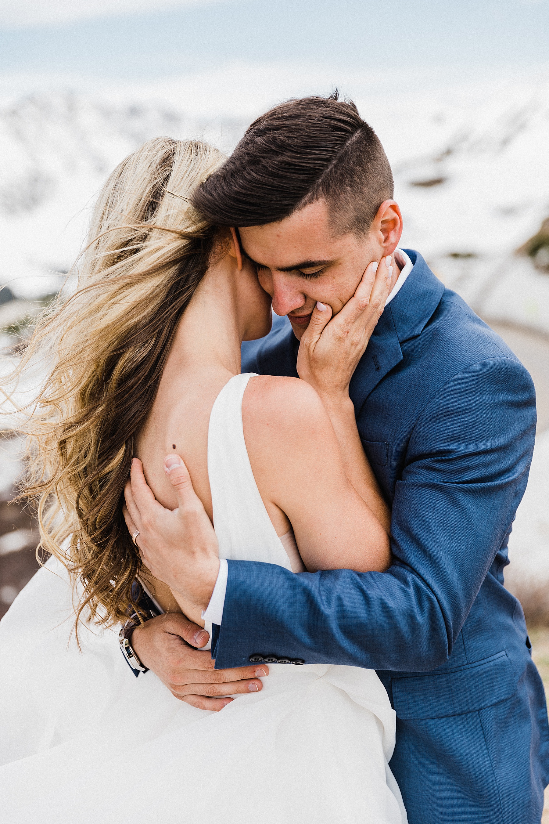 Breckenridge Intimate Wedding | Colorado Elopement Photographer + Videographer | Vow of the Wild