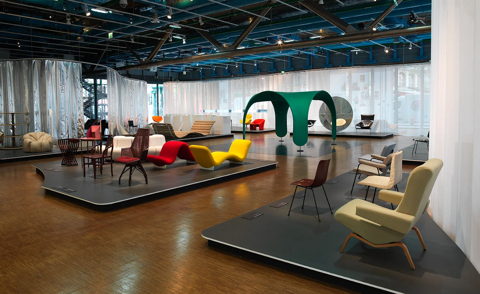 First retrospective of Pierre Paulin at the Centre Pompidou in 2016. Photo credit: Georges Meguerditchian.