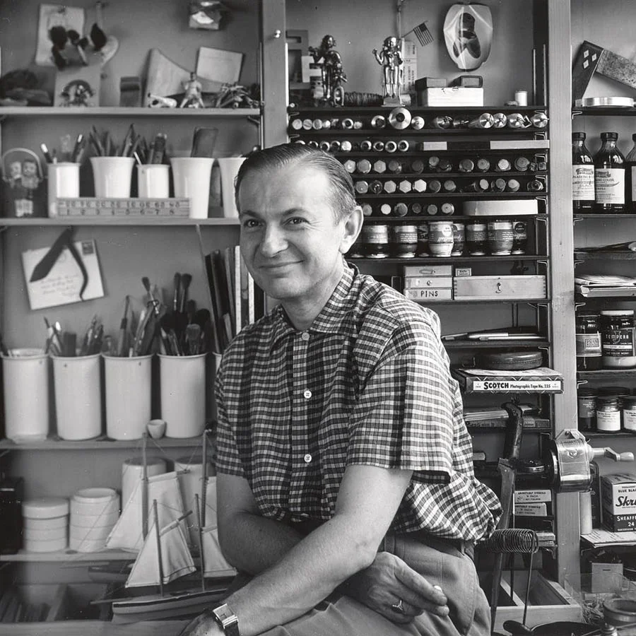 Alexander Girard in his home studio in 1948 in Gross Pointe Michigan. Photo: Charles Eames | Vitra Design Museum | Alexander Girard Estate