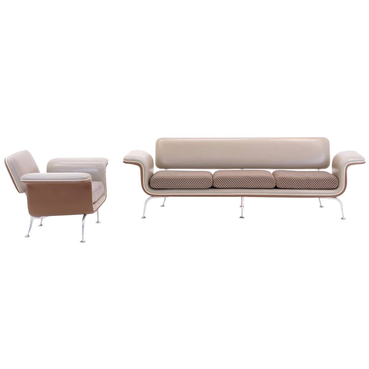 Vintage Mid-Century sofa and chair designed by Alexander Girard for Herman Miller offered by Retro Inferno Modern Furnishings through 1stdibs.com. Originally designed for Braniff International Airways in 1965 and only available to the public through Herman Miller from 1967-1968. Photo: Retro Inferno Modern Furnishings | 1stdibs.com