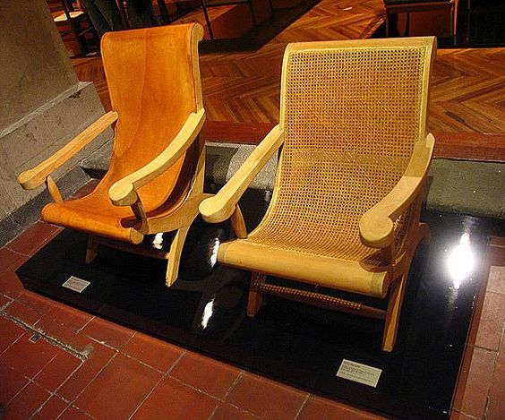 Pair of butaque armchairs by Clara Porset in an exhibition at the Museo Franz Mayer in Mexico City, 2006. Photo credit: donshoemaker.com