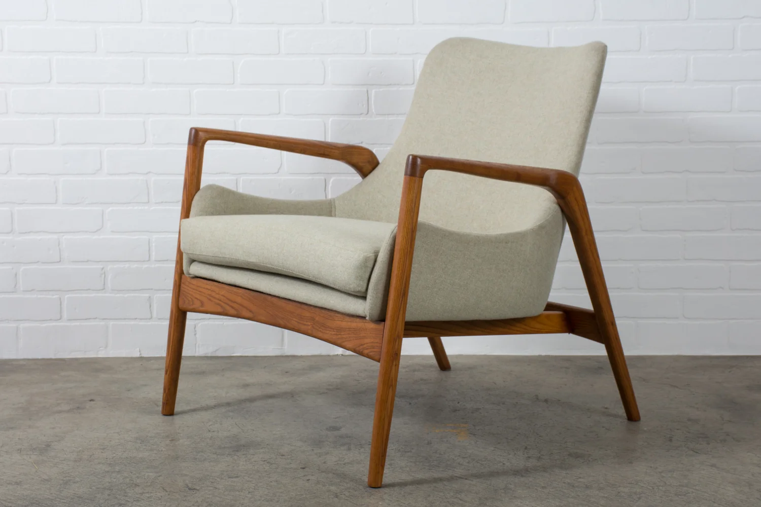 Ib Kofod-Larsen Danish Modern Lounge Chair