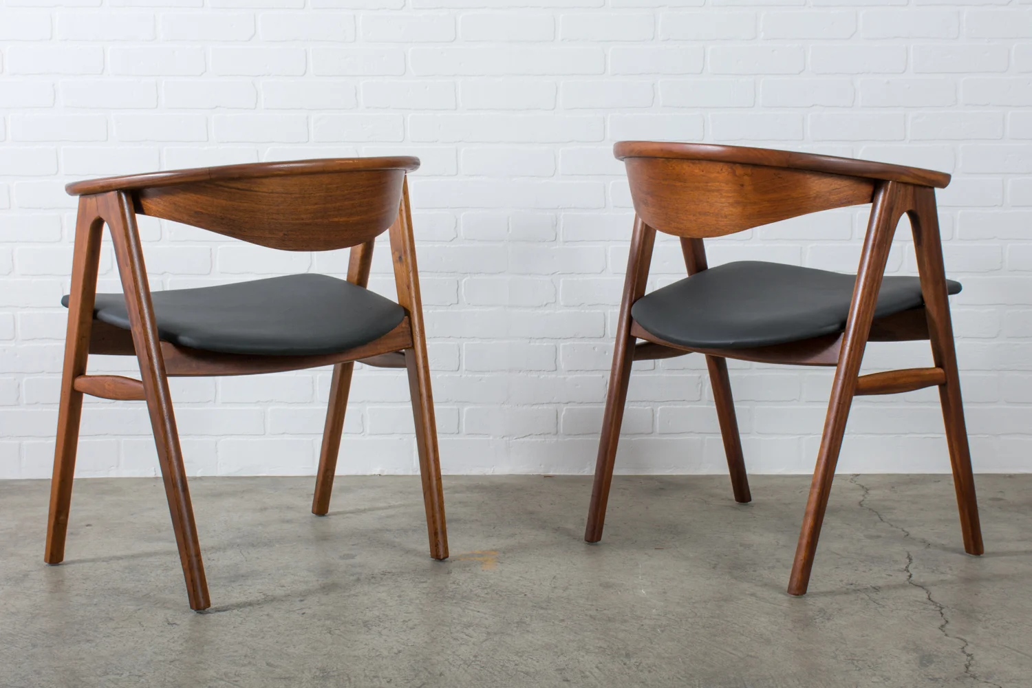 Mid-Century Modern Finds_Vintage Chair Pair_MCMF-23.jpg