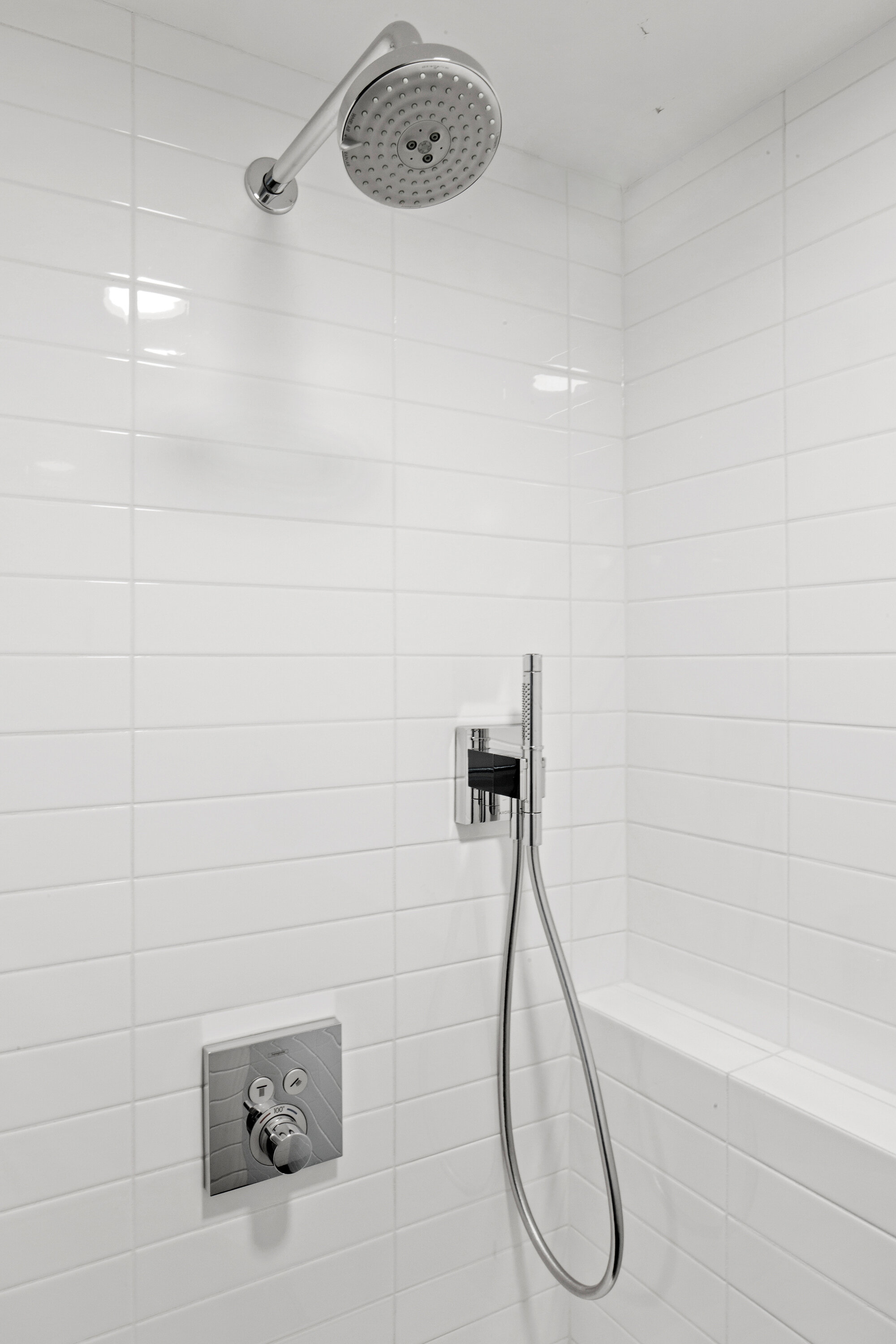 5823 Ravenswood_009.jpg
